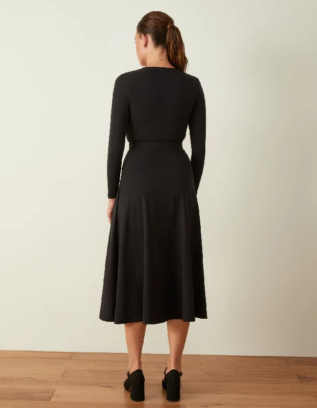 destination-dress-black