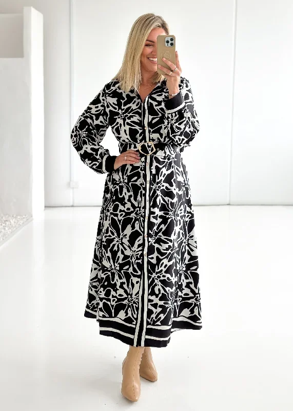 gotter-maxi-dress-black-abstract