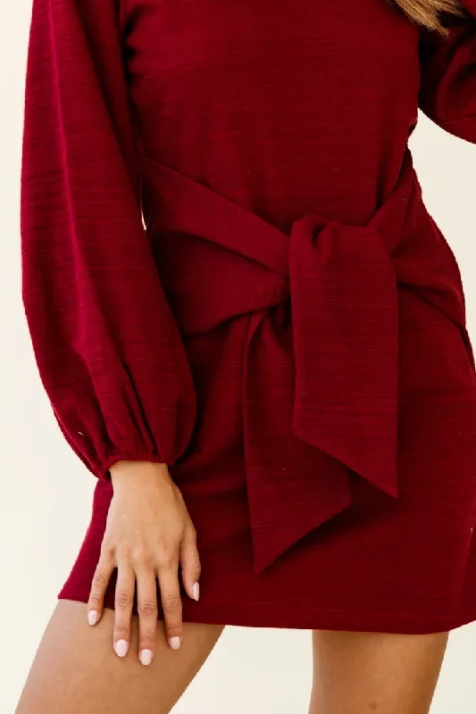 rapt-waist-tie-balloon-sleeve-knit-dress-wine