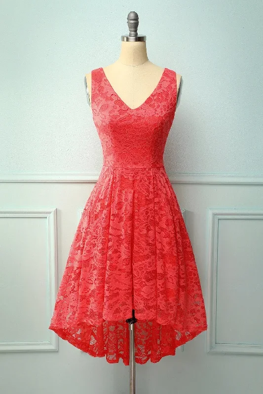 Robe asymétrique en dentelle corail