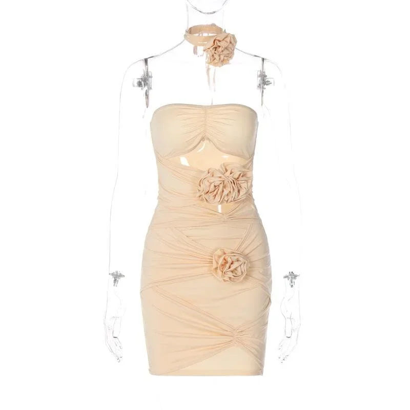 ruched-flower-applique-backless-hollow-out-tube-mini-dress